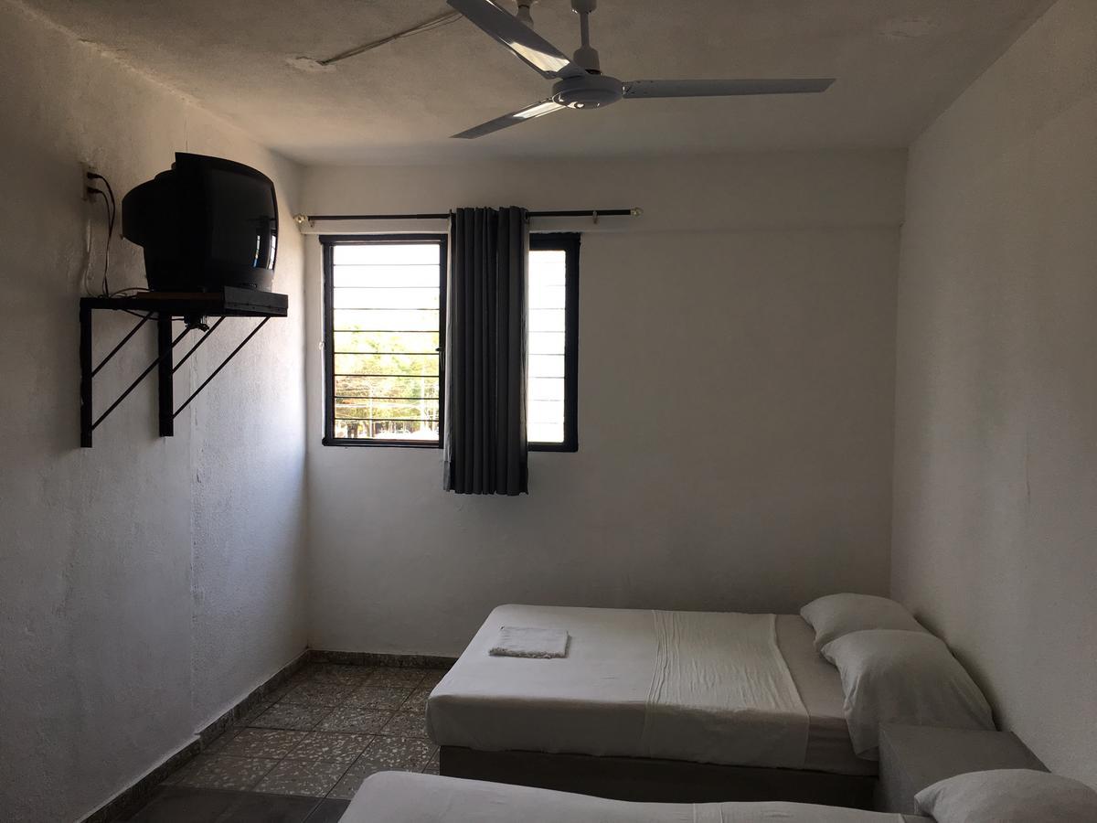 Hotel Mexicali Колима Экстерьер фото